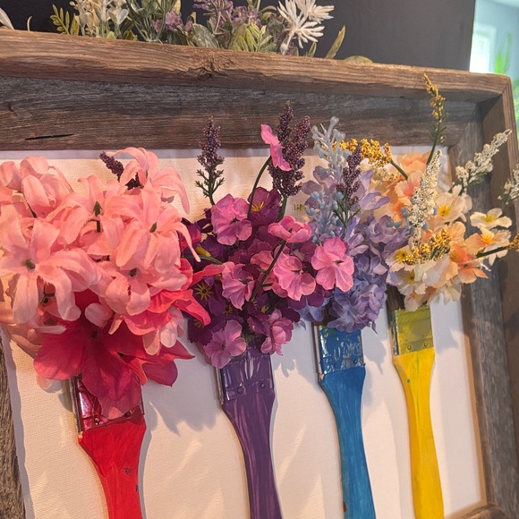 Handcrafted Colorful Paintbrush Floral Wall Art - Four Brush Bouquet - Picture 7 of 8